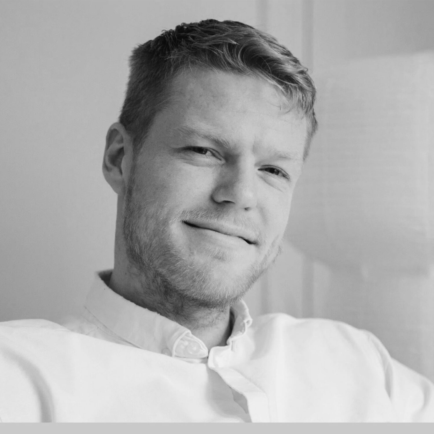 Psykolog Jonas Schøsler underviser på kurset i "Psykologisk tryghed"